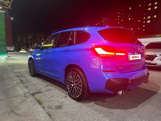 2019 BMW X1 20i xDrive II (F48) Рестайлинг, синий, 3450000 рублей, вид 5