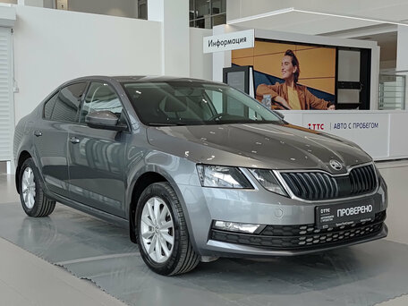 2019 Skoda Octavia III (A7) Рестайлинг, серый, 1770000 рублей, вид 3