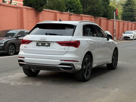 2022 Audi Q3 35 TFSI II (F3), белый, 2900000 рублей, вид 4