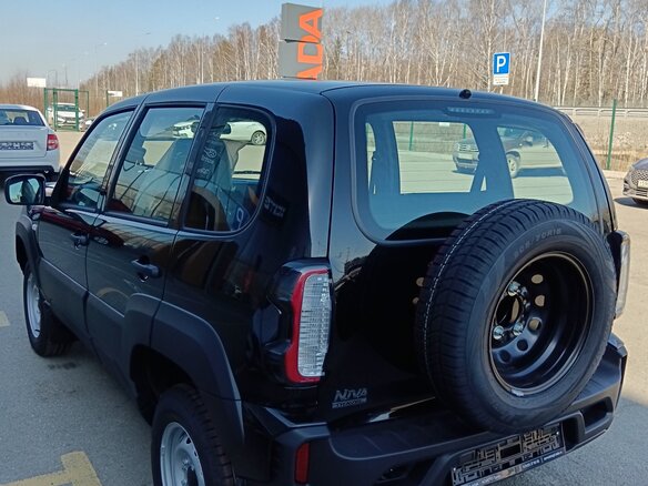 2026 Lada (ВАЗ) Niva Travel I Рестайлинг, чёрный, 1419000 рублей - вид 5