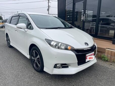 Toyota Wish II Рестайлинг
