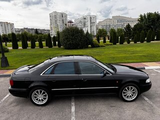 1998 Audi S8 I (D2), чёрный, 900000 рублей, вид 2