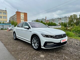 2021 Volkswagen Passat B8 Рестайлинг, белый, 2900000 рублей, вид 1