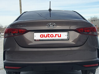 2021 Hyundai Solaris II Рестайлинг, коричневый, 1880000 рублей, вид 4