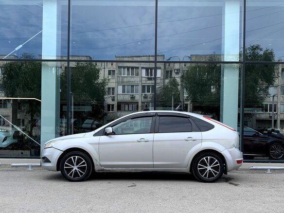 2009 Ford Focus II Рестайлинг, серебристый - вид 7