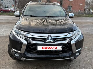 2017 Mitsubishi Pajero Sport III, чёрный, 2850000 рублей, вид 1