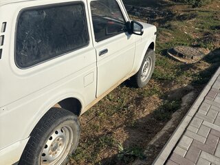 2005 Lada (ВАЗ) 2121 (4x4) I Рестайлинг, белый, 270000 рублей, вид 4