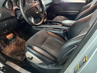 2005 Mercedes-Benz M-Класс 320 II (W164), серебристый, 1550000 рублей, вид 5