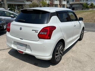2022 Suzuki Swift V, белый, 910000 рублей, вид 5