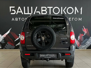 2016 Chevrolet Niva I Рестайлинг, коричневый, 565000 рублей, вид 5