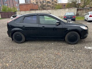 2010 Ford Focus II Рестайлинг, чёрный, 599000 рублей, вид 5