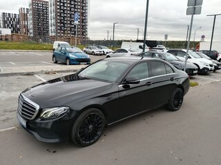 2020 Mercedes-Benz E-Класс 200 V (W213, S213, C238), белый, 3000000 рублей, вид 1