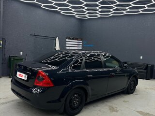 2010 Ford Focus II Рестайлинг, чёрный, 600000 рублей, вид 5