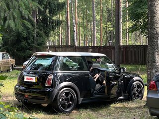 2004 Mini Hatch Cooper S I (R50), чёрный, 1000000 рублей, вид 3
