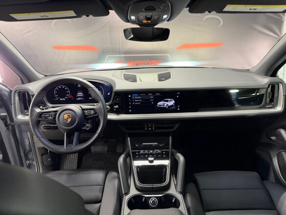 2024 Porsche Cayenne III Рестайлинг, серебристый, 13900000 рублей - вид 24