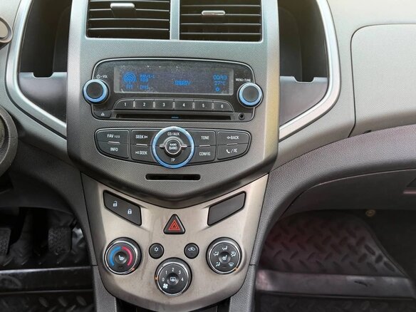 2012 Chevrolet Aveo II, чёрный - вид 12