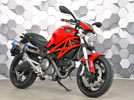 2009 Ducati Monster 696, красный, 429000 рублей, вид 1
