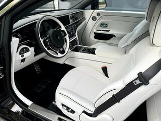 2026 Rolls-Royce Spectre Black Badge I Рестайлинг (Series II), чёрный, 67000000 рублей, вид 4