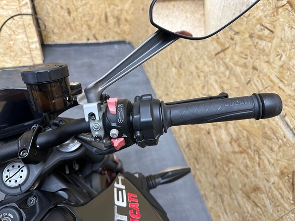 2022 Ducati Monster 937, зелёный, 1070000 рублей - вид 34