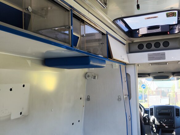 2013 Mercedes-Benz Sprinter, зелёный, 3620000 рублей - вид 13