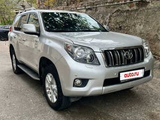 2011 Toyota Land Cruiser Prado 150 Series, серебристый, 2700000 рублей, вид 2