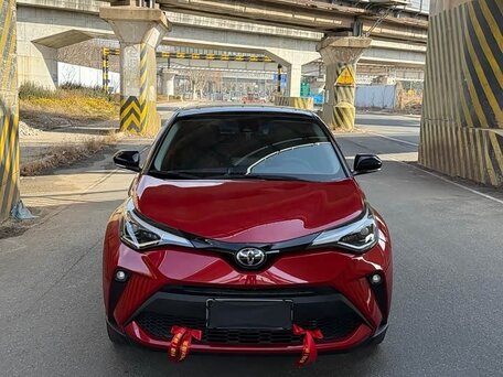 2022 Toyota C-HR I Рестайлинг, красный, 1833000 рублей, вид 1