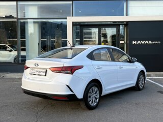 2021 Hyundai Solaris II Рестайлинг, белый, 1479000 рублей, вид 5