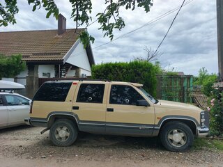 1997 Chevrolet Tahoe I, бежевый, 950000 рублей, вид 4