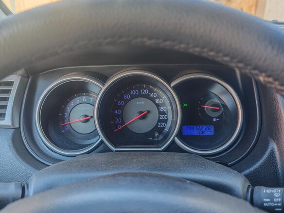 2010 Nissan Tiida I, серый - вид 10