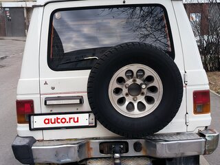 1983 Mitsubishi Pajero I, белый, 725000 рублей, вид 3