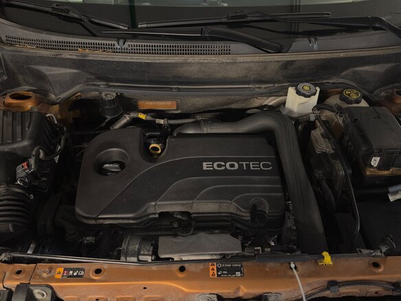 2018 Chevrolet Equinox III, оранжевый, 1780000 рублей - вид 34