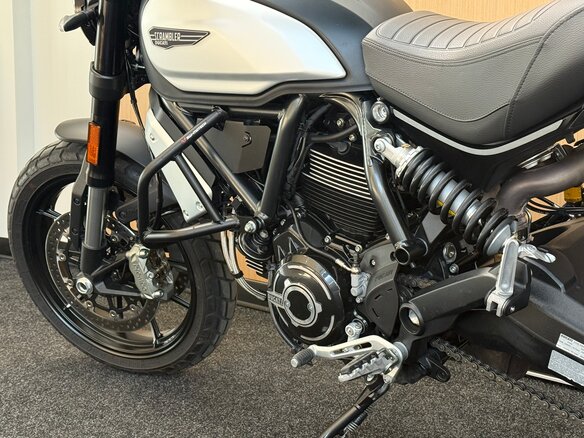 2022 Ducati Scrambler 1100, чёрный, 1075000 рублей - вид 8