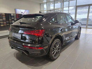 2025 Audi Q5 Sportback 45 TFSI I (FY), чёрный, 6500000 рублей, вид 3