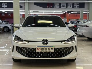 2023 Volkswagen Lamando L II, белый, 1894000 рублей, вид 2