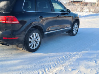 2012 Volkswagen Touareg II, чёрный, 1690000 рублей, вид 4