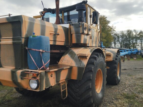 1983 Кировец К-701, жёлтый, 2000000 рублей - вид 2