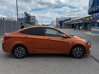 2015 Hyundai Solaris I Рестайлинг, оранжевый, 1150000 рублей, вид 4