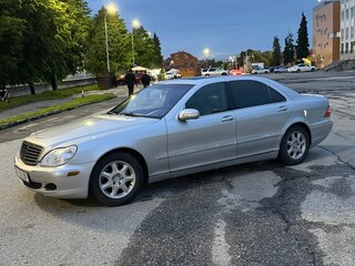 2002 Mercedes-Benz S-Класс 430 Long IV (W220) Рестайлинг, серебристый, 635000 рублей, вид 3