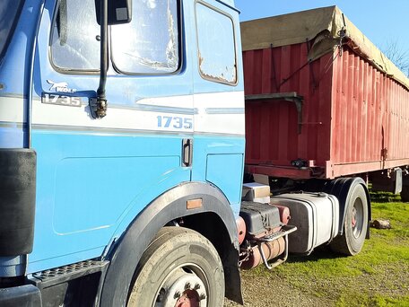 1991 Mercedes-Benz Actros, синий, 380000 рублей, вид 2