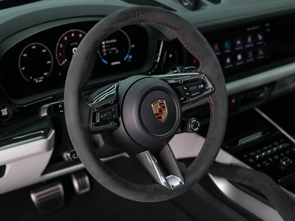 2026 Porsche Cayenne GTS III Рестайлинг, серый, 25900000 рублей - вид 21