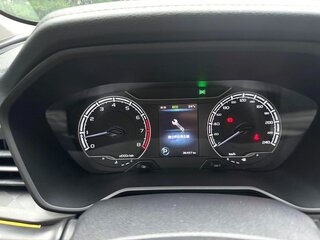 2023 Geely Vision X6 Pro, серый, 1390000 рублей, вид 5