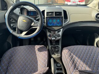 2015 Chevrolet Aveo II, белый, 730000 рублей, вид 5