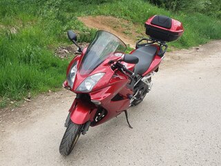 2011 Honda VFR 800, пурпурный, 500000 рублей, вид 1
