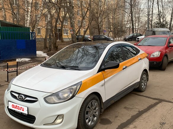2014 Hyundai Solaris I, чёрный, 400000 рублей