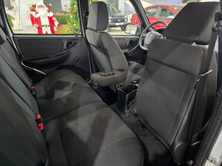 2025 Lada (ВАЗ) Niva Travel I Рестайлинг, белый, 1603000 рублей, вид 5