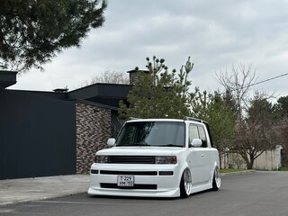 2001 Toyota bB I, белый, 2200000 рублей, вид 2