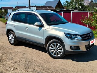 2015 Volkswagen Tiguan I Рестайлинг, серебристый, 1350000 рублей, вид 1