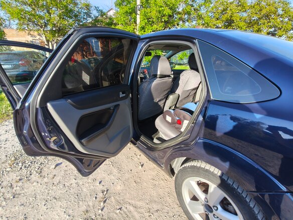 2010 Ford Focus II Рестайлинг, синий, 500000 рублей - вид 11