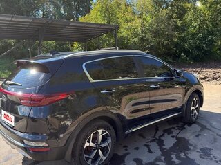 2019 Kia Sportage IV Рестайлинг, чёрный, 2100000 рублей, вид 4