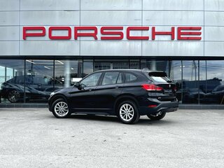 2020 BMW X1 18i sDrive II (F48) Рестайлинг, чёрный, 2410000 рублей, вид 3